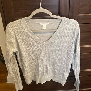 Must Go‼️ NWOT H&M V-Neck Knotted Top Sweater. Read Description Below 👇